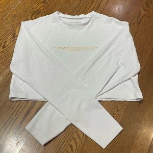 Alphalete Cropped Long Sleeve Top